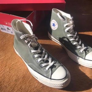 BRAND NEW High Top Converse - Green